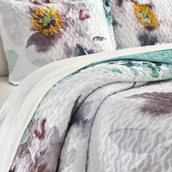Chic Home Zariah 3 Piece Watercolor Floral Quilt Set