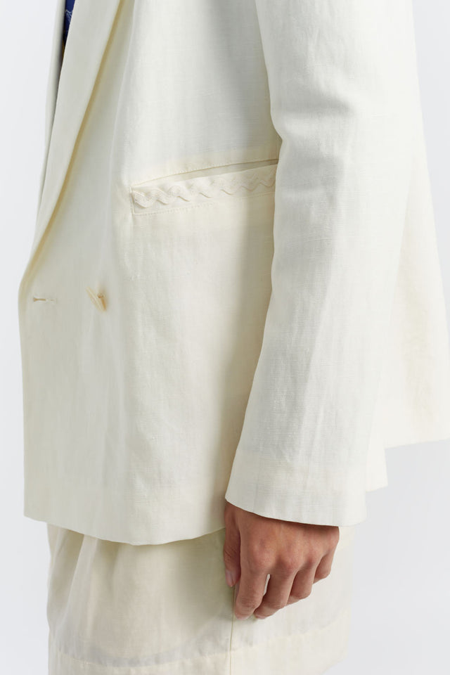 Chinti And Parker Cream Tencel-Linen Blazer