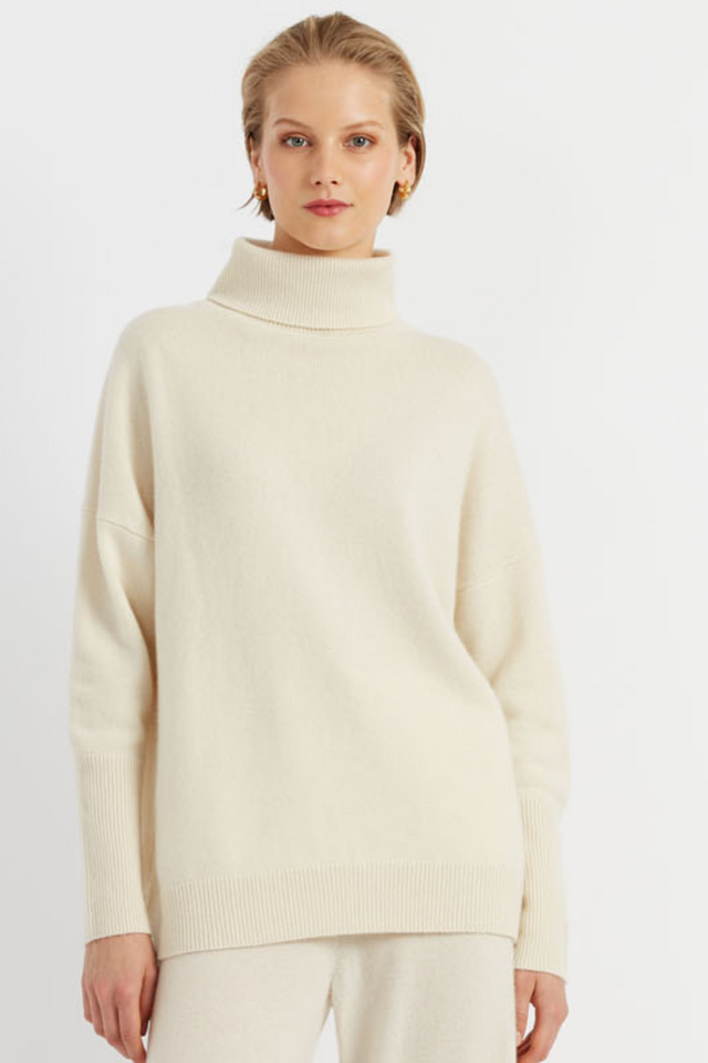 chinti and parker Cream Pure Cashmere Rollneck Sweater