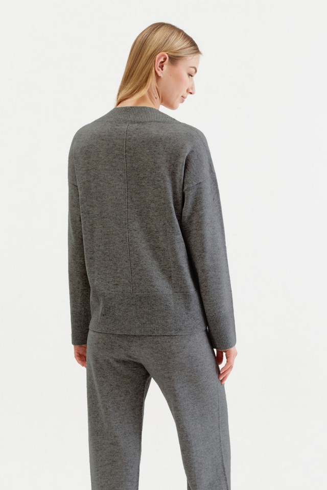 Chinti And Parker Dark-Grey Wool-Cashmere V-Neck Sweater