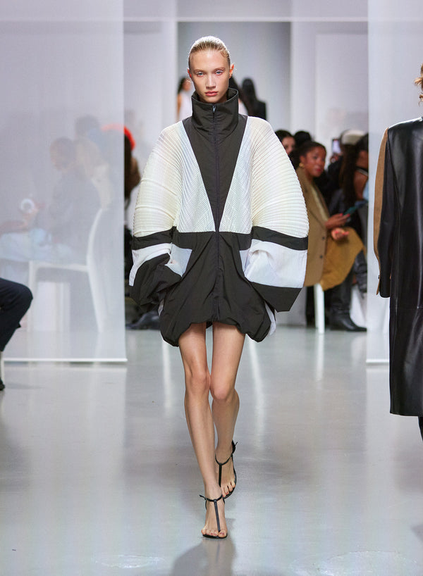 Christopher Esber 2 Way Pleated Spray Jacket White Black