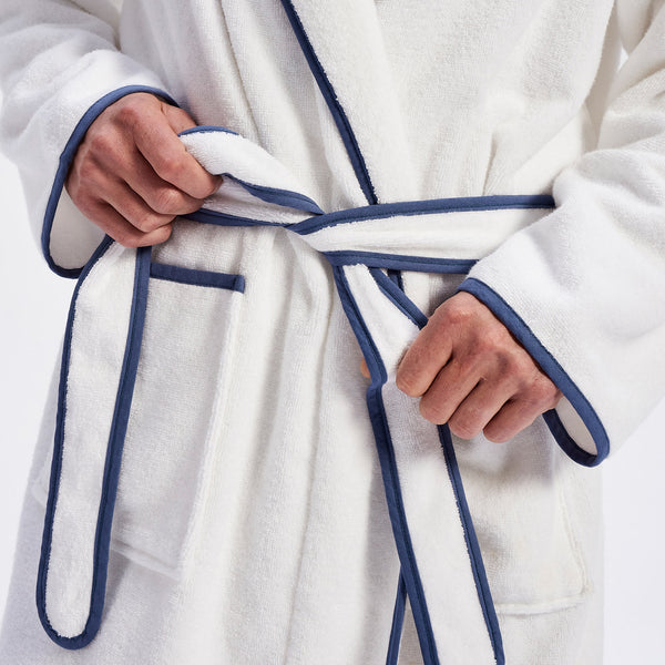 Christy Boundary Robe