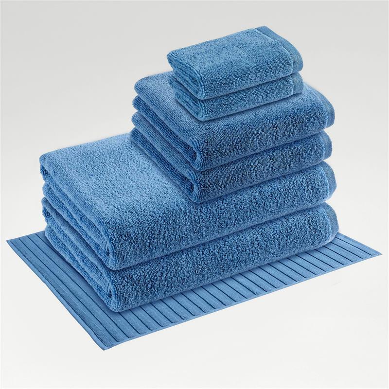 christy Cirrus Urban Retreat Plus Bundle