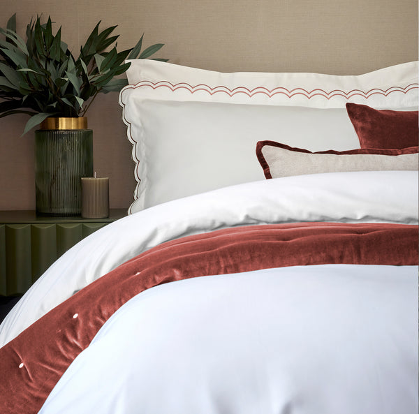 Christy Scallop Edge Pillowcases