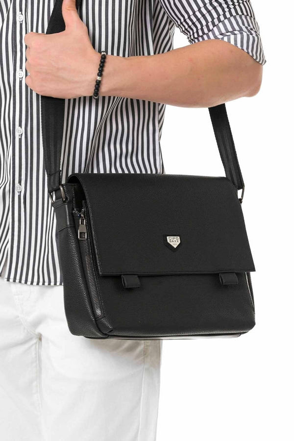 Cipo & Baxx CA145 Postman Style Bag BLACK