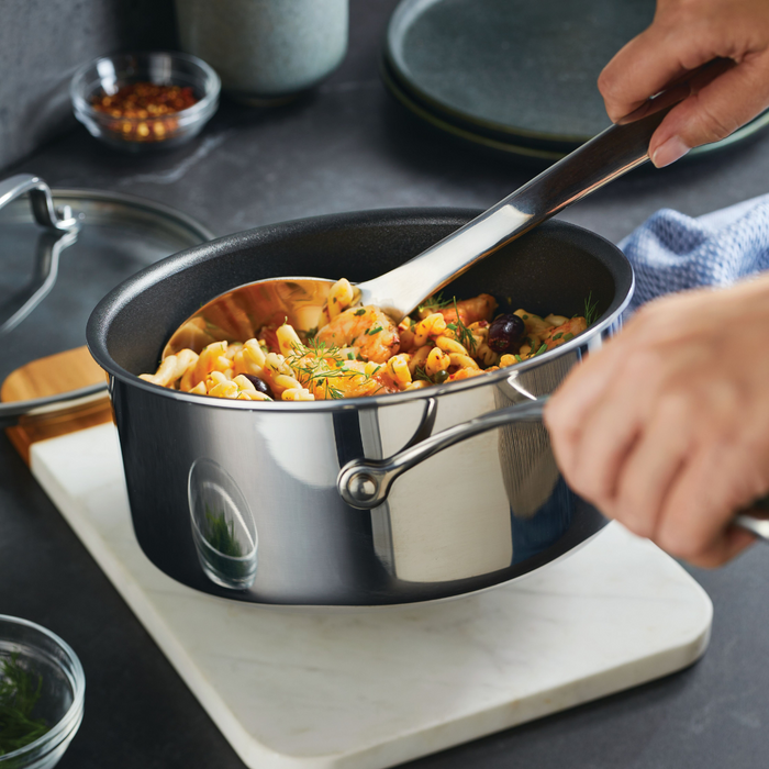 Circulon 3-Quart ScratchDefense™ C1 Nonstick Sauce Pan With Lid