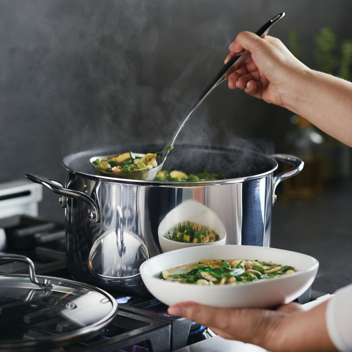 Circulon 8-Quart ScratchDefense™ C1 Nonstick Stockpot With Lid