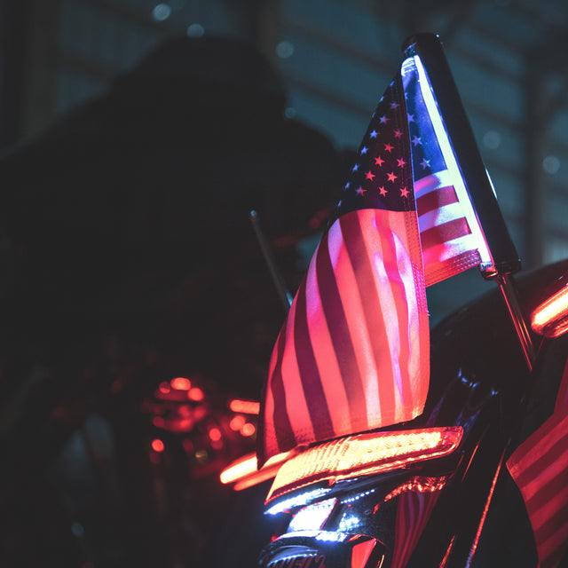 ciro LED Lighted Flag Pole with American Flag