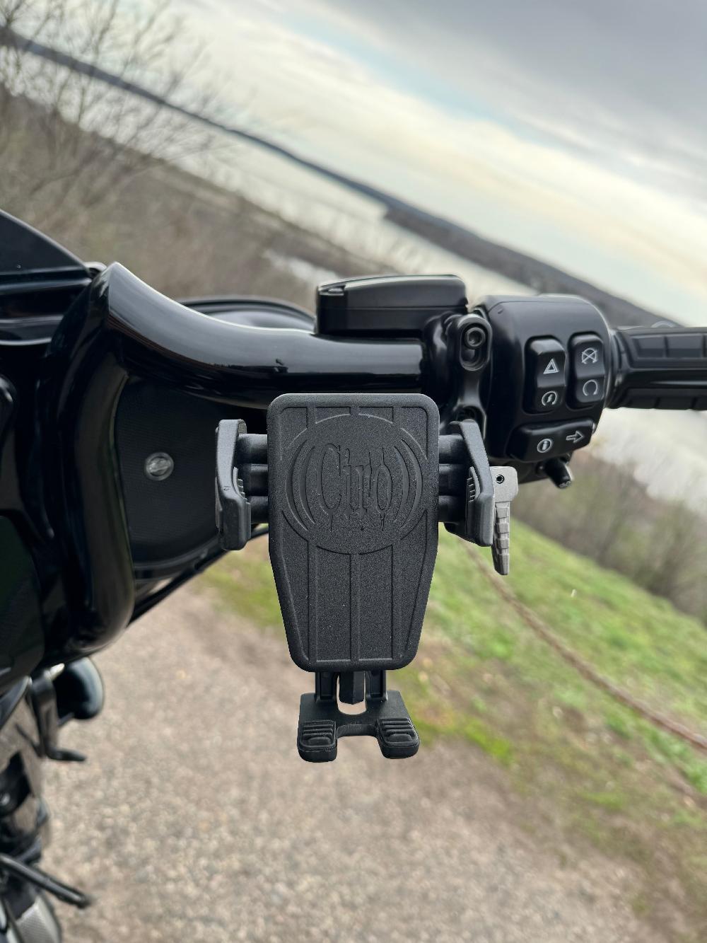 Ciro GEN 2 Cybercharger® Phone Holder (Without Mount)