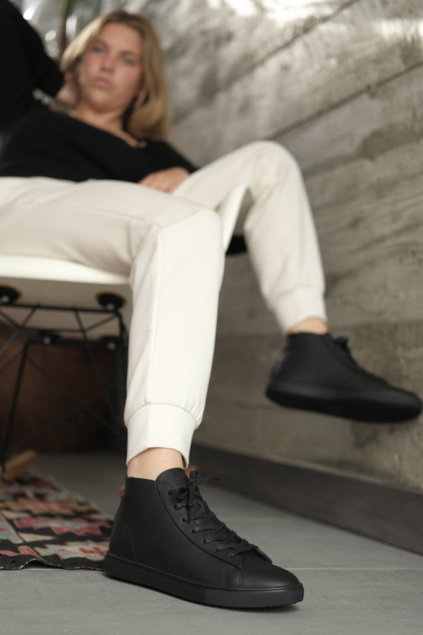 Clae BRADLEY ESSENTIALS Triple Black Leather