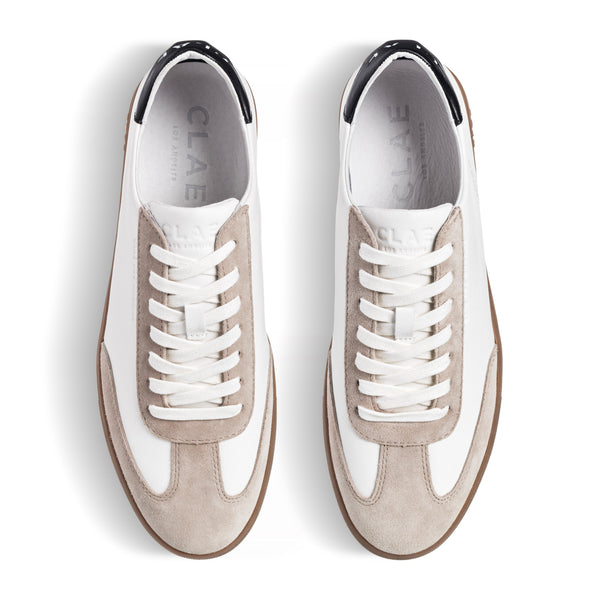 Clae DEANE White Feather Grey Dark Gum