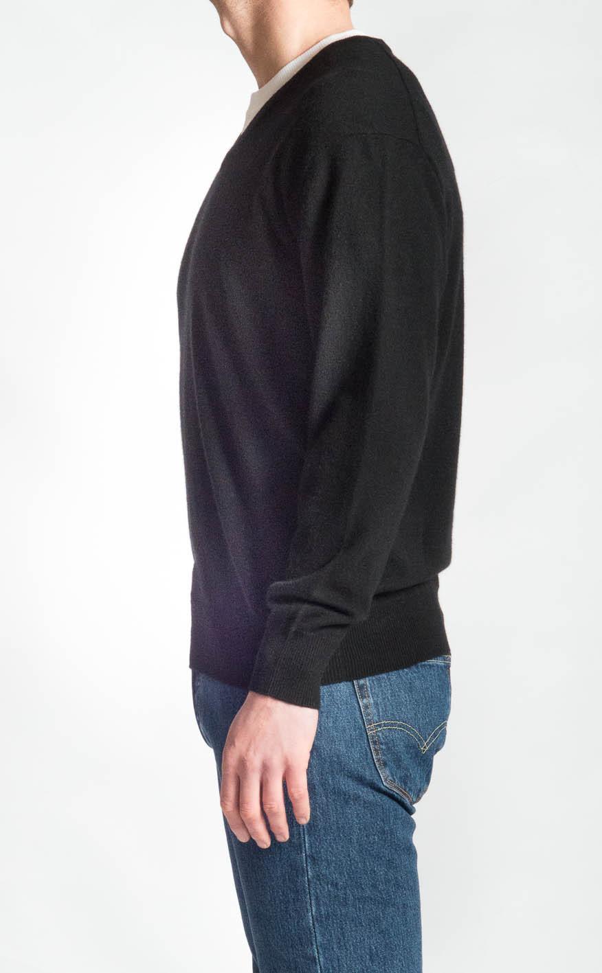Clan Cashmere V‑Neck Sweater