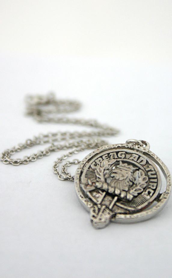 clan Clan Crest Pendant with chain