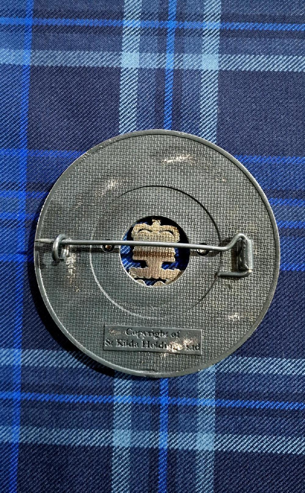 Clan Clan Crest Thistle Plaid Brooch ‑ Large