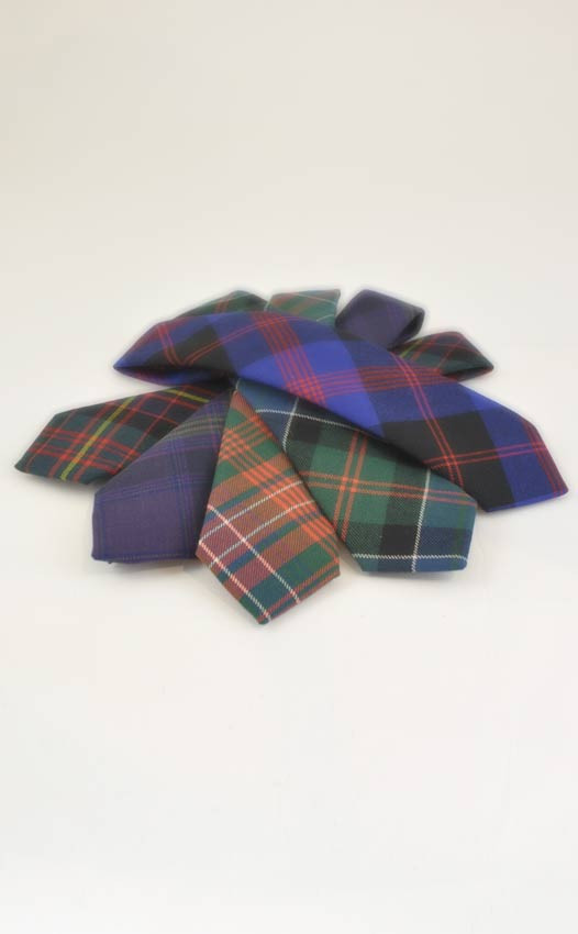 Clan Classic Tartan Tie Medium Weight