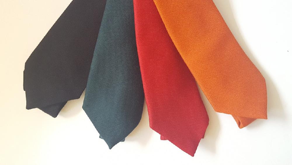 clan Essential Plain Wool Tie