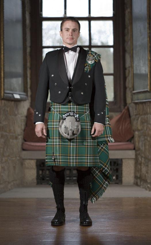 Clan Irish Traditional 8 Yard Kilt And Flashes