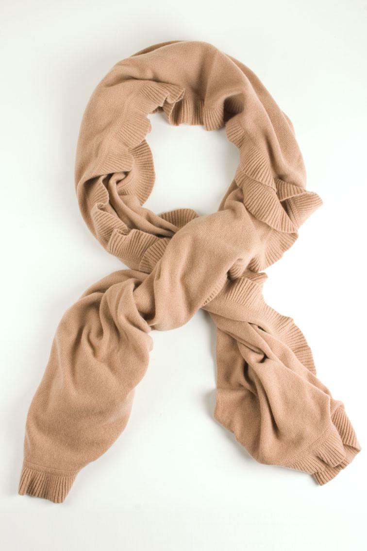 Clan Knitted Cashmere Cape Frilled Edge