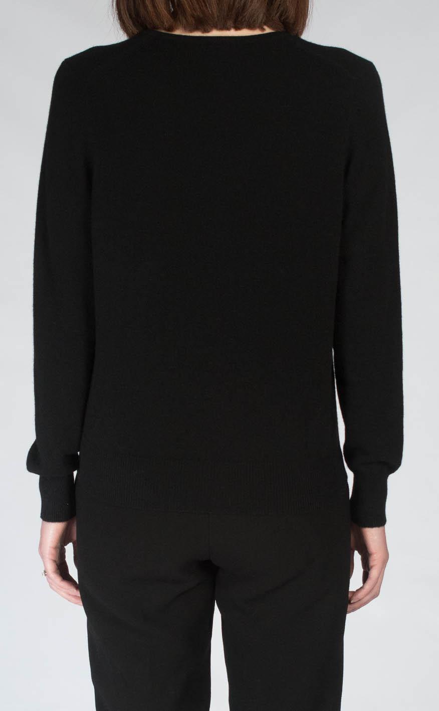 Clan Ladies Cashmere V‑Neck Sweater