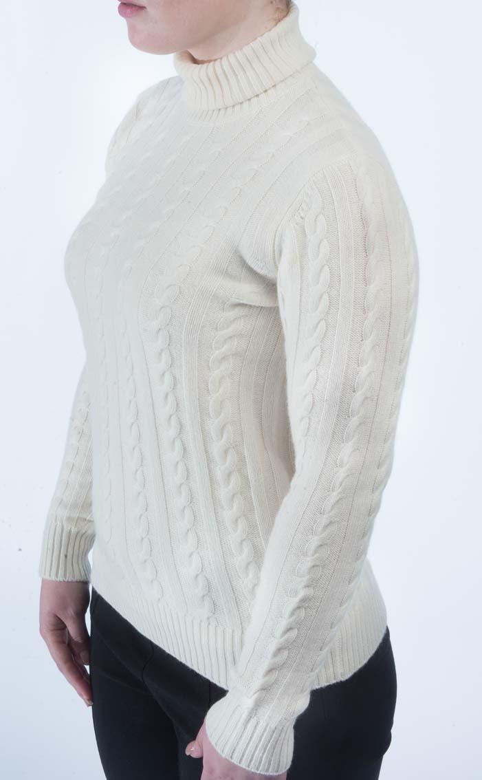 clan Luxury Cashmere Roll Neck Jumper