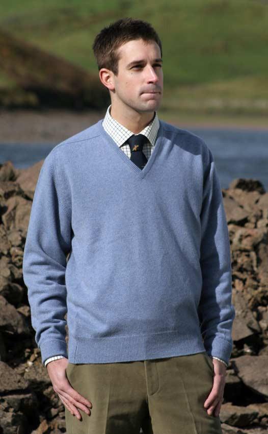 clan Luxury Scottish Cashmere Sweater V‑Neck