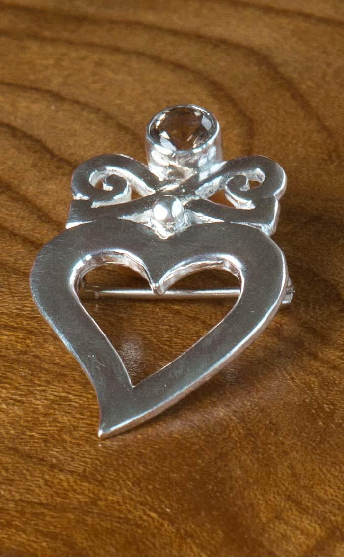 Clan Scottish Quartz Celtic Brooch