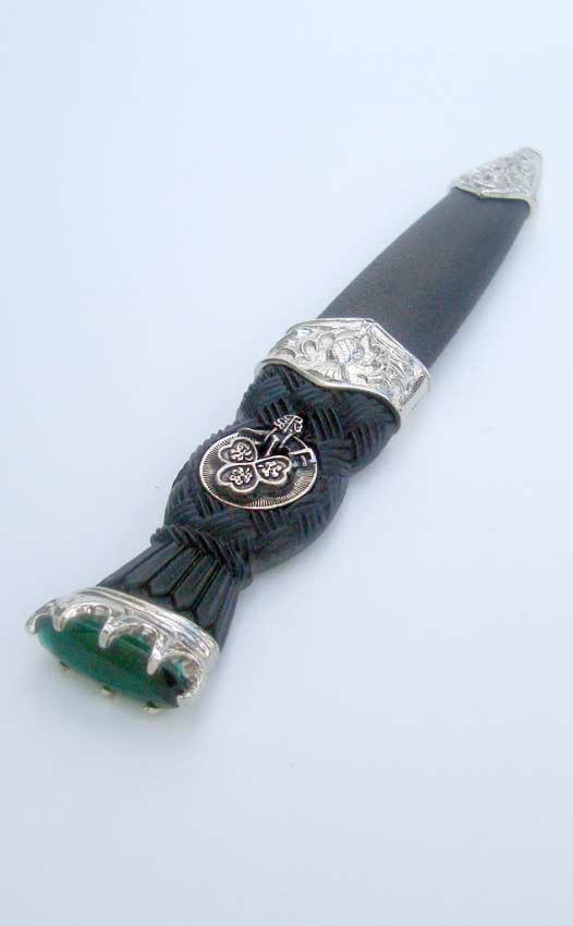 Clan Shamrock Crest Sgian Dubh