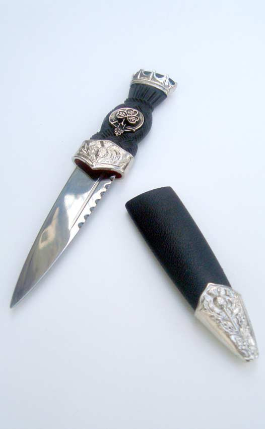 clan Shamrock Crest Sgian Dubh