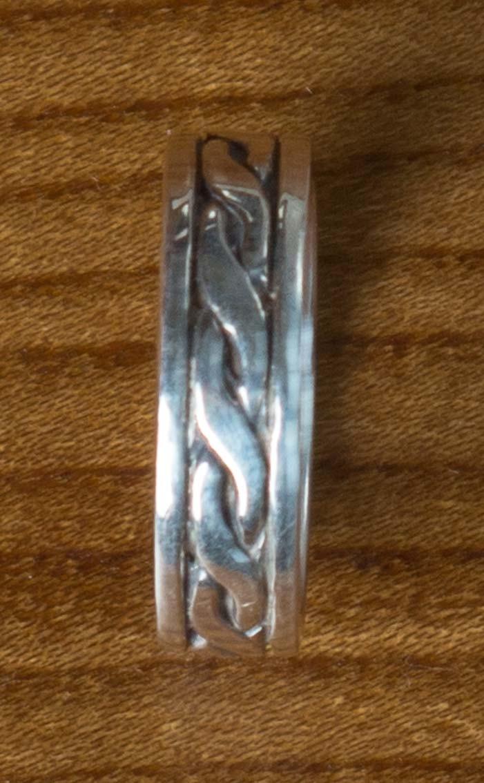 Clan Silver Celtic Patterned Ring ‑ FR97