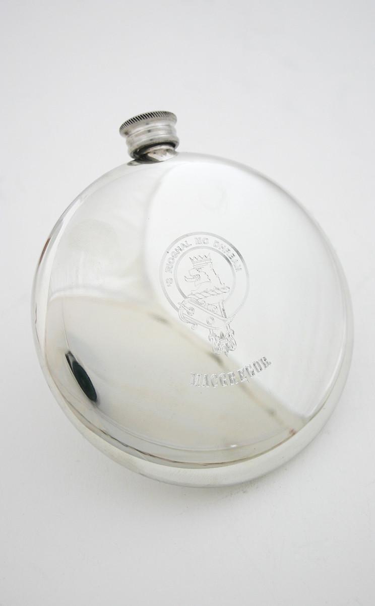 clan Sporran Flask with Engraved Clan Crest