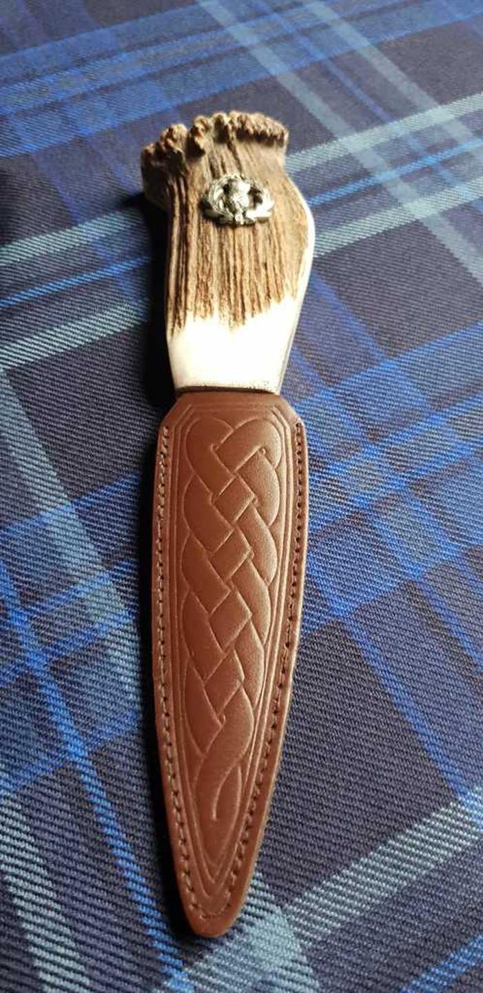 Clan Stag Antler Sgian Dubh Pewter Thistle Emblem