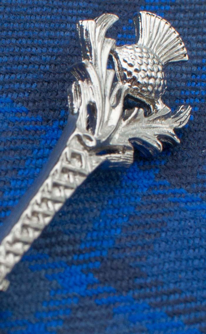 Clan Thistle And Knot Kilt Pin