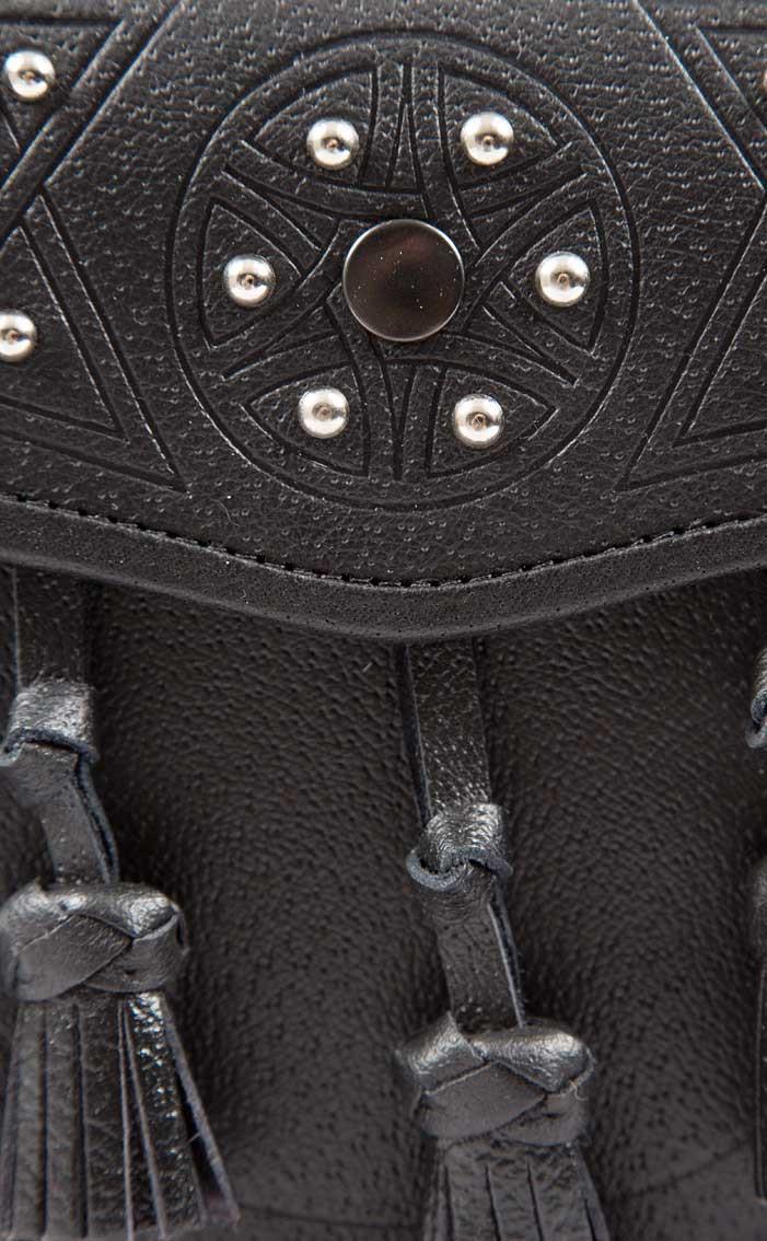 Clan Daywear Sporran Tooled And Studded Targe Design