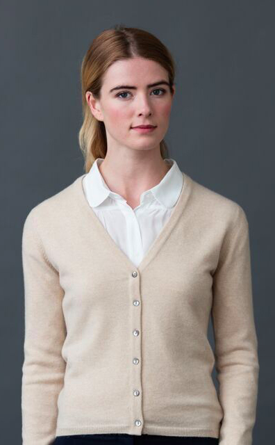 clan Luxury Scottish Cashmere V‑Neck Cardigan Charlotte