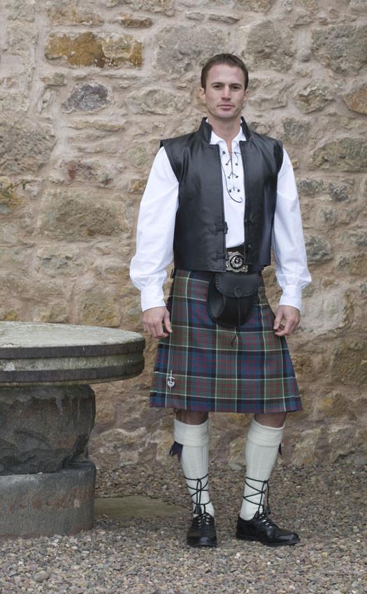 Clan The Balmoral Kilt Traditional 8 Yard Kilt And Flashes
