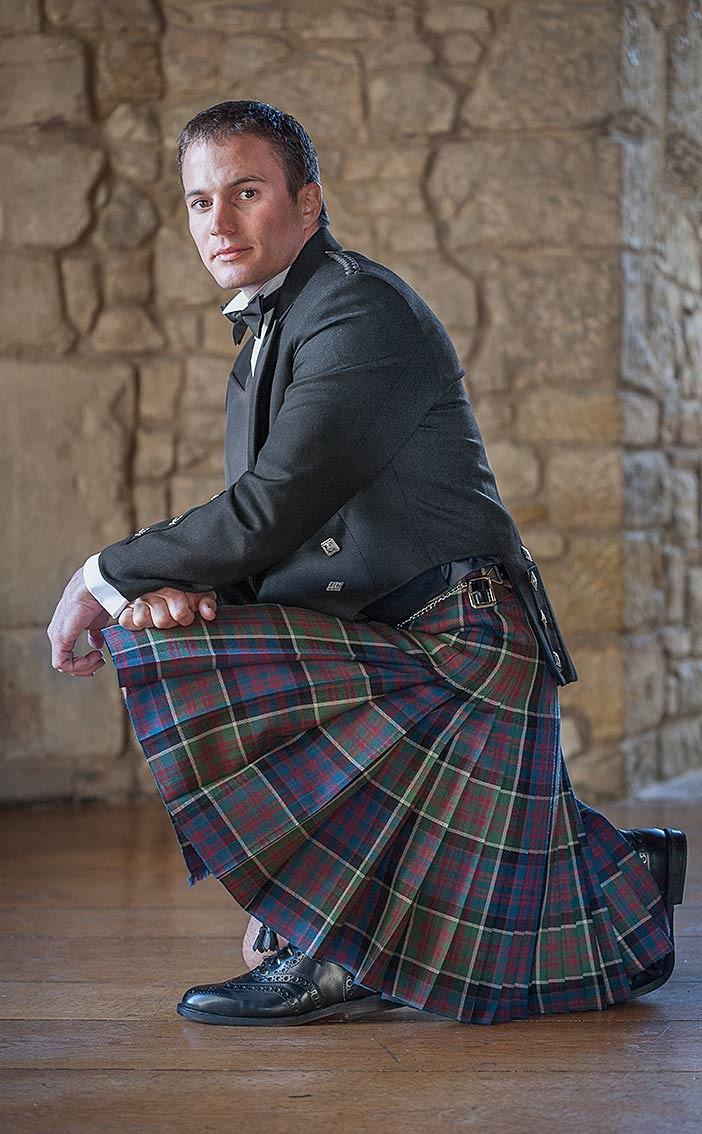 clan The Balmoral Kilt Traditional 8 Yard Kilt and Flashes