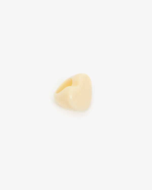Clare Vivier Grande Heart Ring Cream