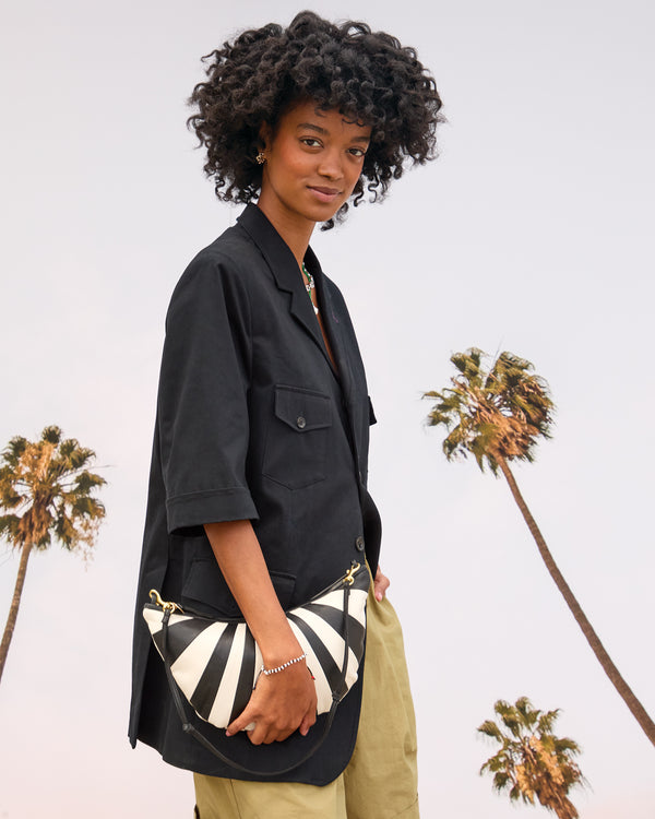 Clare Vivier Lune Black/Cream Sunburst