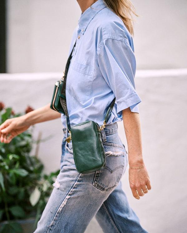 Clare Vivier Poche Sportif Evergreen Rustic