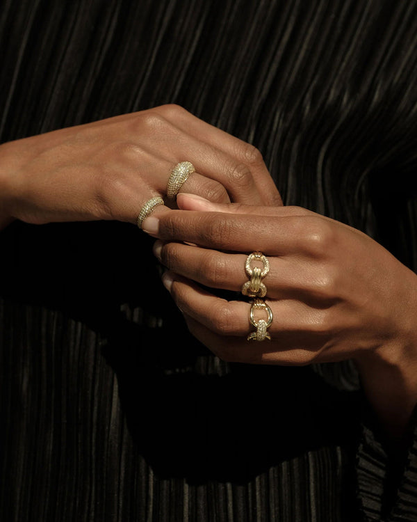 Clare Vivier Link Column Ring W/ Center Diamonds Yellow Gold / 6