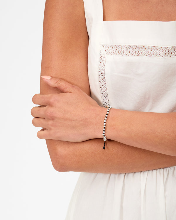 Clare Vivier Petit Pearl Beaded Bracelet Cream/Black