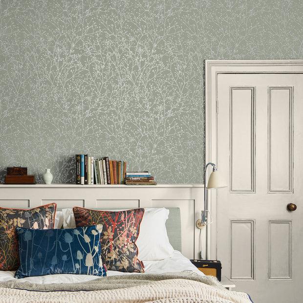 clarissa hulse Gypsophila Wallpaper - Spring Green & Silver (120388)