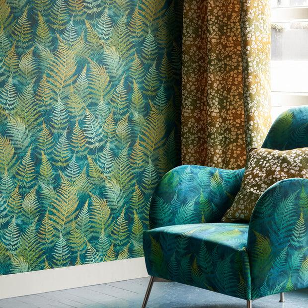 Clarissa Hulse Woodland Fern Wallpaper - Emerald (120386)