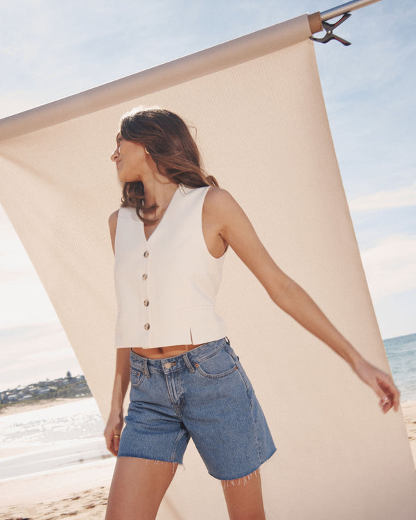 clark jeans Hill Shorts - Stream Sky Retro Raw Hem