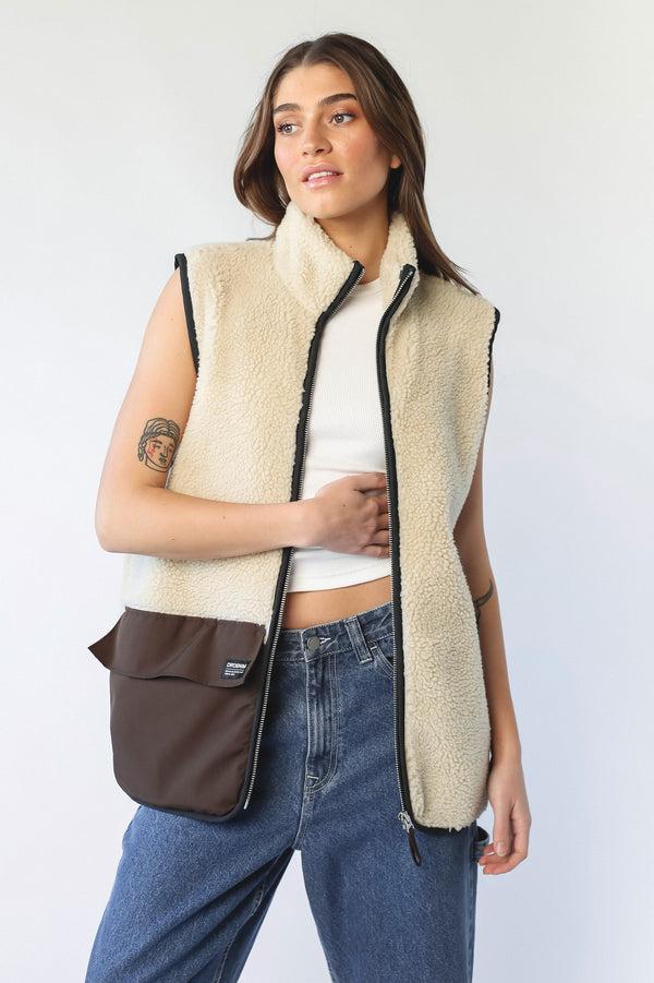 Clark Jeans Unisex Dey Pile Vest Light Khaki