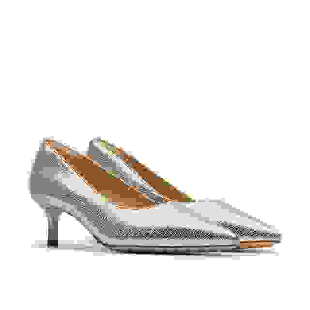 Clarks Adela Court Champagne Interest