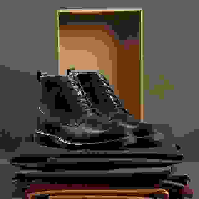 Clarks Aldwin Cap Black Leather