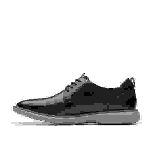 Clarks Brantin Plain Black Leather