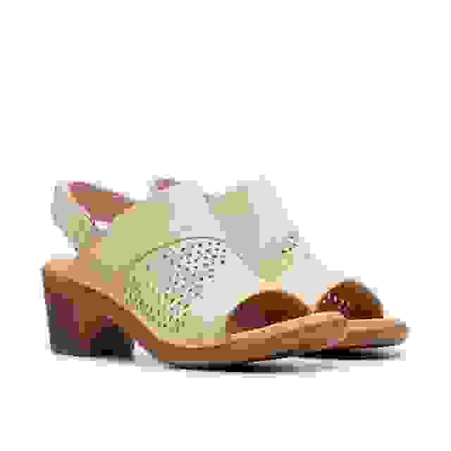 Clarks Emily 2 Mist Sand Nubuck