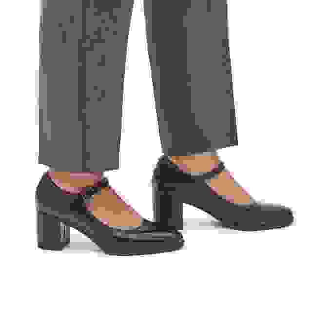 Clarks Freva 55 Strap Black Leather